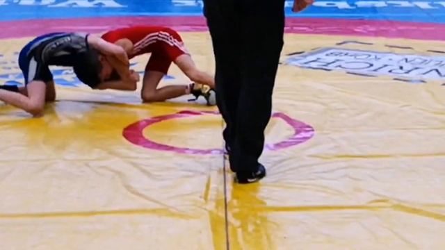 бросок прогибом ДЕТИ 7-8 лет, накат лампочка, кочерга, Греко-римская борьба лучшие броски смотреть онлайн