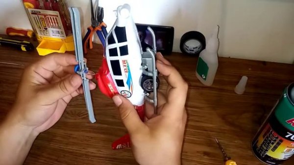 игрушечные вертолет как исправить