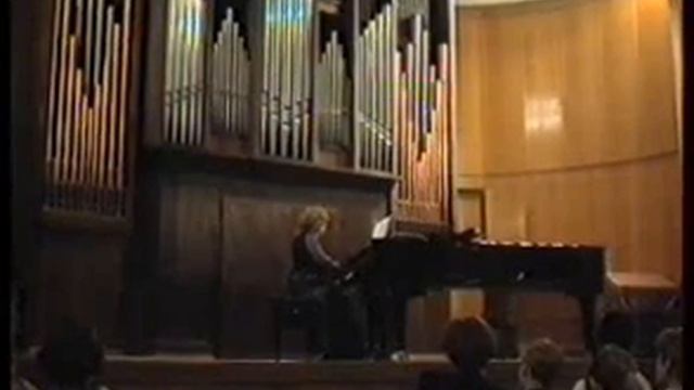 Le Papillon et La Fleur (Fauré / Hugo) - TCHAIKOVSKY CONSERVATOIRE, Maly Hall смотреть онлайн