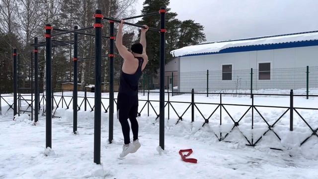Тренировка спины на турниках. смотреть онлайн