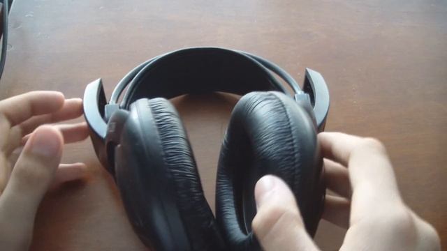 Koss UR-20 Headphone Review смотреть онлайн