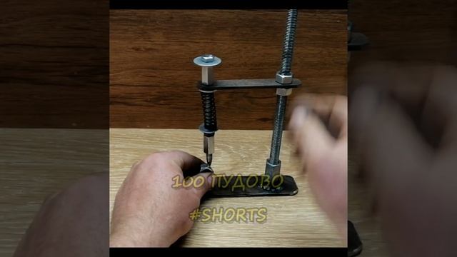 #Shorts как сделать своими руками простую приспособу для сварки . DIY idea смотреть онлайн