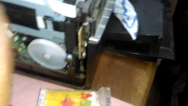 how to clean latest colour printer Epson L805.roller make oil.easy смотреть онлайн