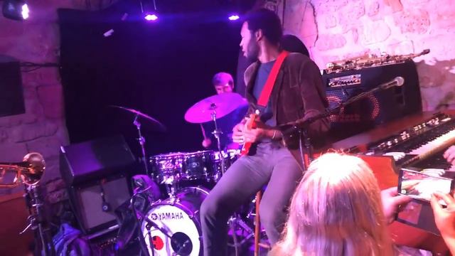 CAVEAU DES OUBLIETTES:HAMMOND WEEK/ FRED DUPONT/FT LUCKY PETERSON смотреть онлайн