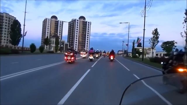 Мотопробег байкеров в г.Грозном смотреть онлайн