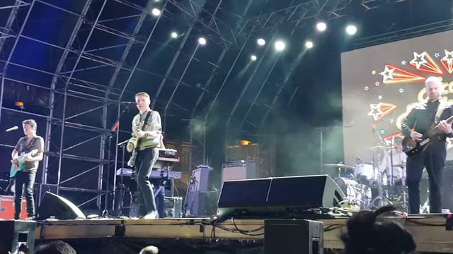 Franz Ferdinand - No You Girls смотреть онлайн