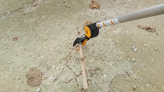 Fiskars Powergear Teleskopik Yüksek Dal Budama Makası - Fiskars UP86 - Çok büyük kolaylık смотреть онлайн