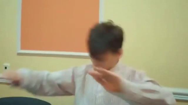 Брайн мапс танцует под музыку из гача лайф смотреть онлайн