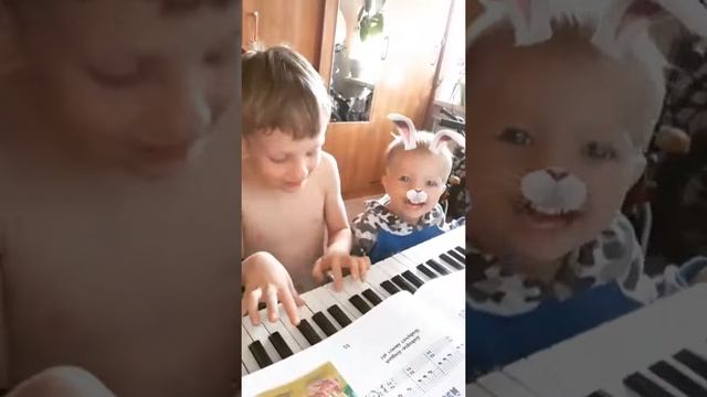 До ре ми, до ре ми, эти клавиши нажми смотреть онлайн