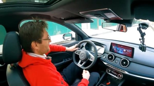 Evolute i-JOY: как выжить с липецким кроссовером - электричкой зимой. ТЕСТ ДРАЙВ ОБЗОР 2022