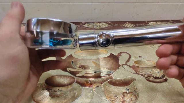 Насадка для душа, вращающаяся на 360 градусов, с небольшим вентилятором, модель 2021года. смотреть онлайн