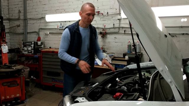 Цепной двигатель на Рено. 1.6 л. H4M смотреть онлайн