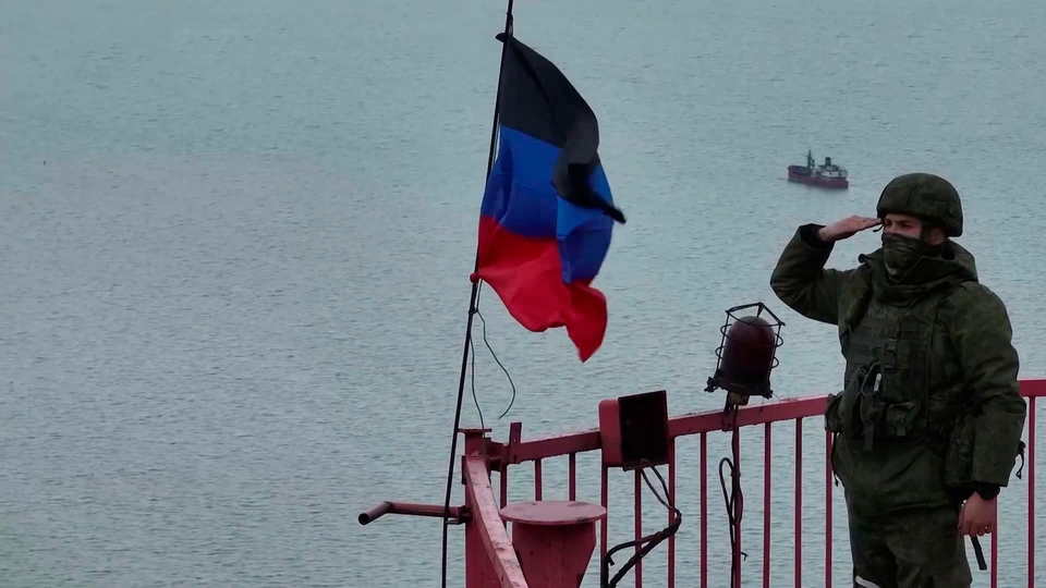 Напиши, что я взял Мариуполь! Исполняет Влад Забелин Стихи Дмитрия Мельник смотреть онлайн