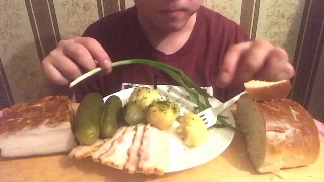 ASMR SALO WITH POTATOES (EATING SOUNDS)*NO TALKING* САЛО С КАРТОШКОЙ |ASMR DAJ| смотреть онлайн