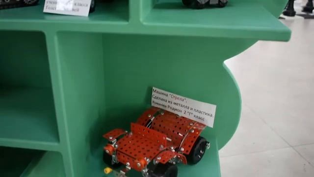 Выставка технического творчества учащихся Наука и техника Первые шаги МБОУ СОШ 24 смотреть онлайн