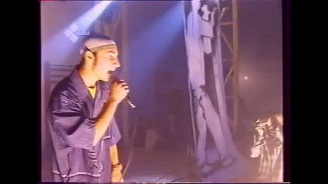 L'One в 2002 г. смотреть онлайн