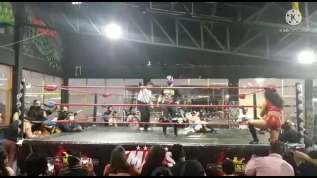 Miss Delicious y Sagittarius vs Alkymia y Skayler. Pro Lucha Femenil en el Micktlan Gym смотреть онлайн