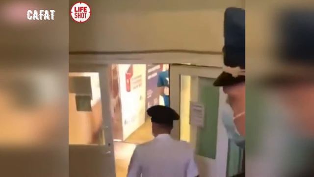 "Капитан Америка" пришел на голосование | Новости Казахстана смотреть онлайн