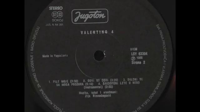 Valentino Saksofoni lete u nebo (instrumental) смотреть онлайн