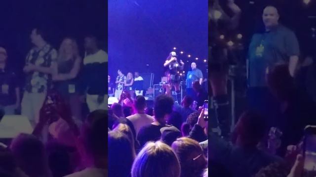 Salt-n-Pepa - DJ Spinderella Set live смотреть онлайн