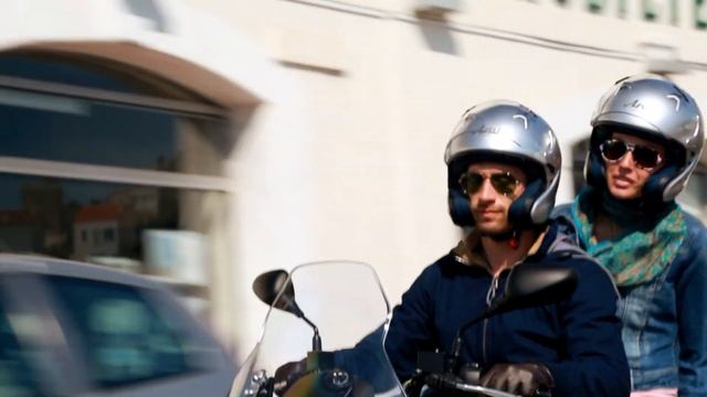 Nouveau Skyliner S MBK : plus de plaisir en ville ! смотреть онлайн