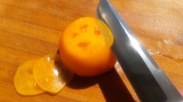 Рез помидора острым ножом смотреть онлайн