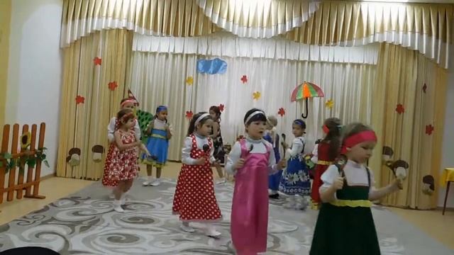 Танец матрешек с ложками смотреть онлайн