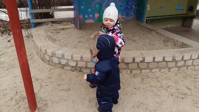 Комплект и комбинезон Reima