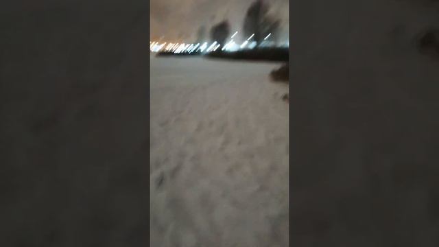 Шок!!! Человека хотел сожрать озёрный монстр! смотреть онлайн