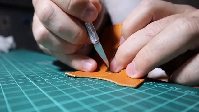 Making a leather cardholder / Handmade leather / Картхолдер кожаный своими руками (сделай дома) смотреть онлайн