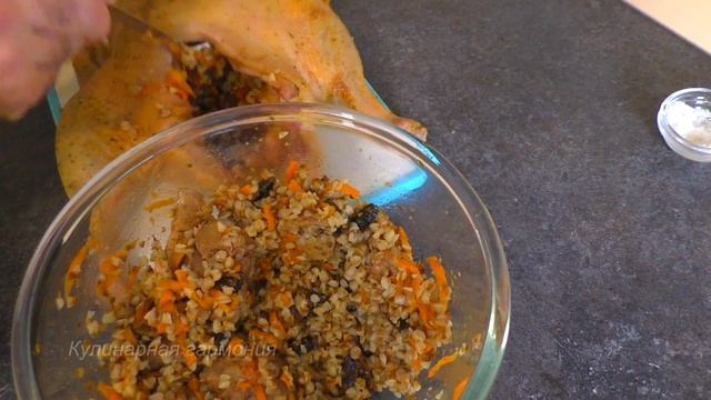 Секрет Вкусной СОЧНОЙ УТКИ для ПРАЗДНИЧНОГО СТОЛА Рецепт Утки в Духовке Делаем папильотки смотреть онлайн