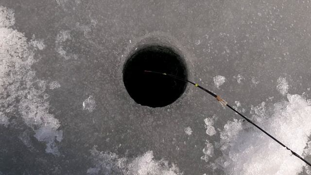 Отчет о рыбалке на Белоярском водохранилище (Косулинская) 3 апреля 2020 года. смотреть онлайн