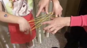 вспоминаем игру "веревочка" и играем с нами