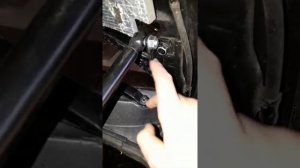 Газовые упоры капота на авео