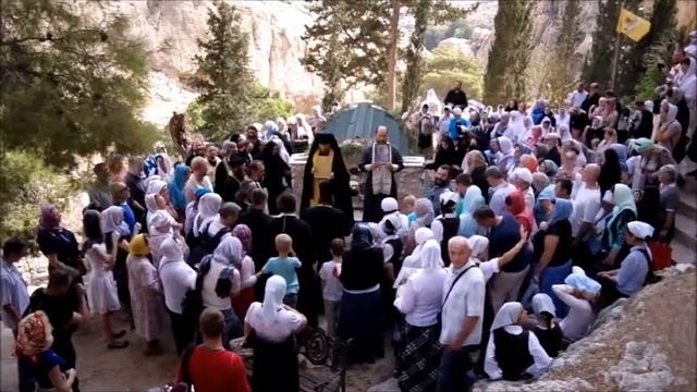 Молебен преп. Харитону Исповеднику (Фаранская лавра) смотреть онлайн