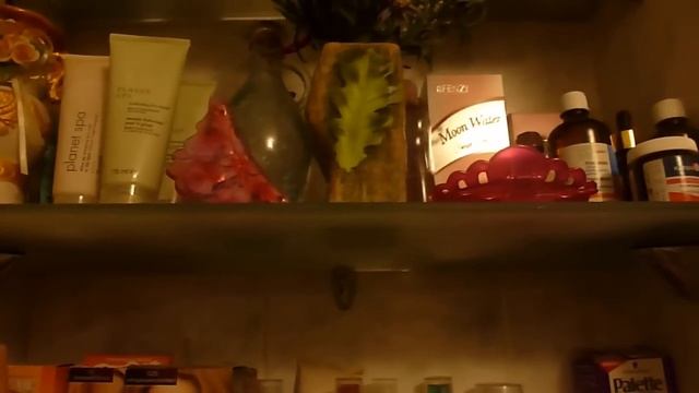 ПОЛОЧКИ В ВАННОЙ КОМНАТЕ И Т.Д. смотреть онлайн