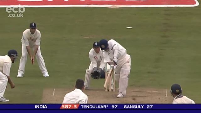 The Little Master At His Best: Tendulkar Hits His 30th Hundred | England v India 2002 - Highlights смотреть онлайн