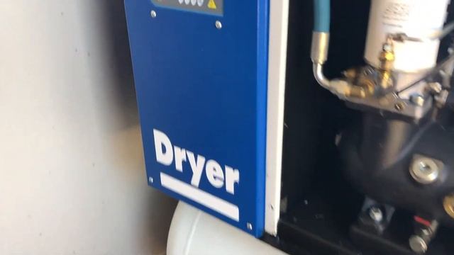 Köp Skruvkompressor med kyltork Fiac Newsilver D7,5:300 på Klaravik смотреть онлайн