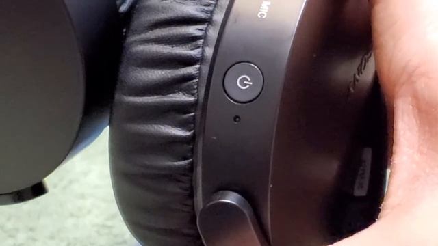 Sony MDR-XB650BT Headphones - Unboxing & Setup Part 2 смотреть онлайн