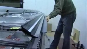 Видео работы листогибочного станка Tapco серии Max 20