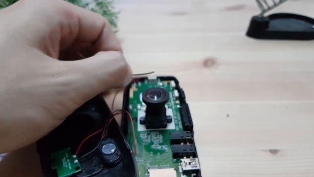 เปลี่ยนแบตกล้องติดรถเองง่ายๆ GROOVY รุ่น GR670 | DIY replace battery for your GROOVY GR670 car dvr смотреть онлайн