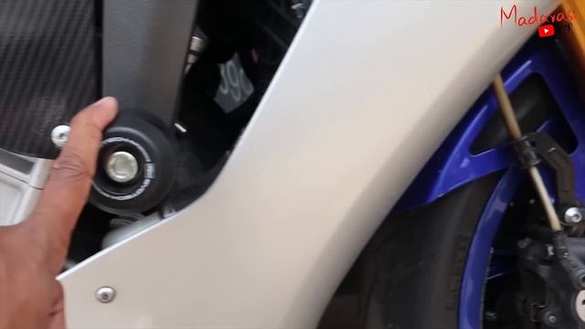 YAMAHA R1 review in Tamil | Top speed 299+ | Loaded with Electronics | Kishor Subramanian | Madaras смотреть онлайн