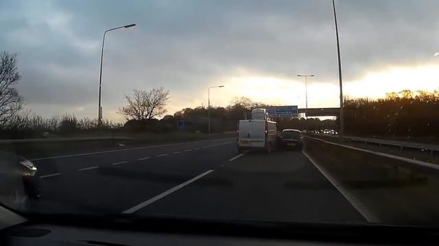 White van rams car into motorway barrier in 'road rage' dashcam attack смотреть онлайн