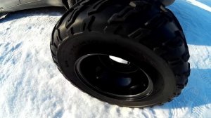 Ремонт покрышки на квадроцикле, с помощью герметика для колес