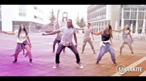 MO DIAKITE: Shake Body by Skales (Zumba® Fitness choreography)
