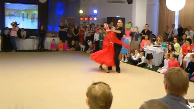 Михаил Бабенко Диана Онищенко (танго) смотреть онлайн