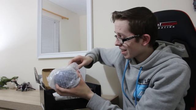 HALO LEGENDARY Lootcrate Unboxing! - Energy Sword / T-Shirt! смотреть онлайн