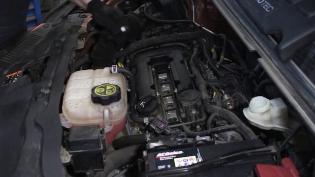 Замена свечей зажигания Opel Mokka 1,4 Turbo
