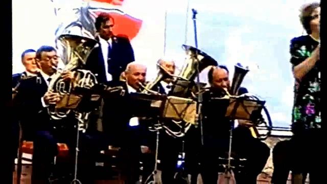 Лидия Кутас. Осенние листья. Духовой оркестр. смотреть онлайн