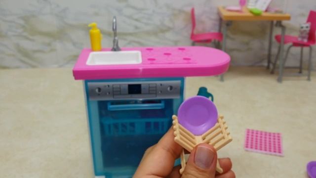 Barbie Furniture Playsets: Pizza Oven | Dish Washer | Table смотреть онлайн